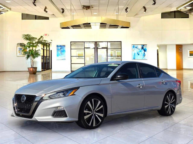 2020 Nissan Altima 2.5 SR FWD photo