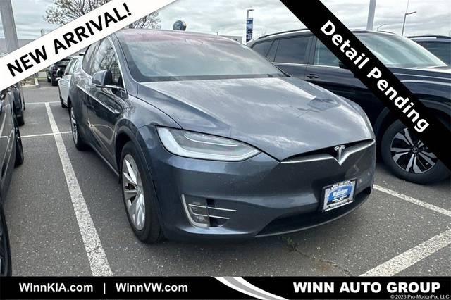 2020 Tesla Model X Long Range Plus AWD photo