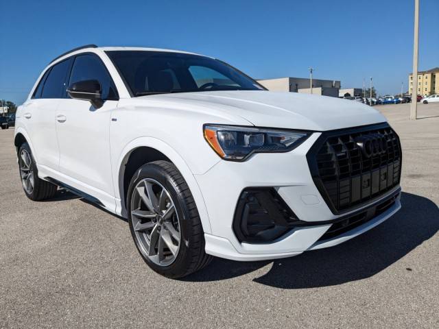 2021 Audi Q3 S line Premium AWD photo