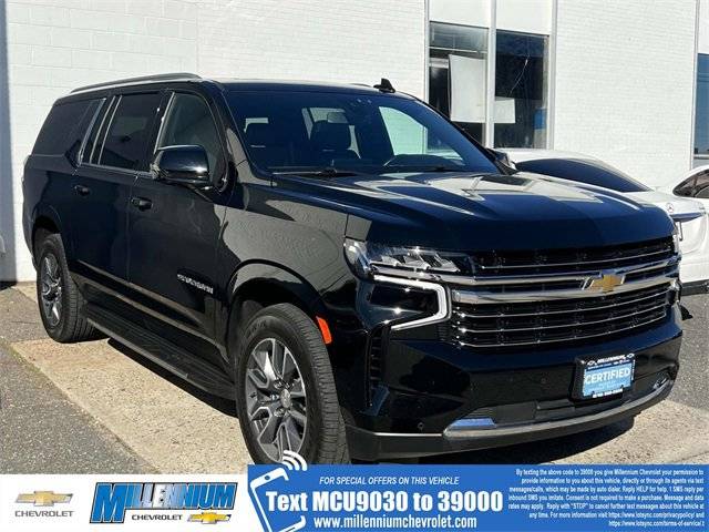 2021 Chevrolet Suburban LT 4WD photo