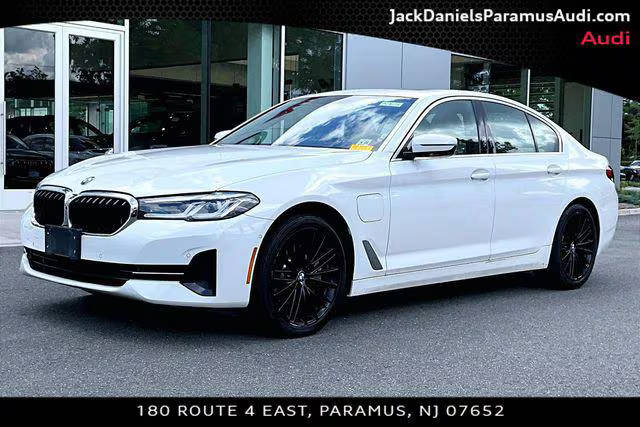 2021 BMW 5 Series 530e xDrive AWD photo