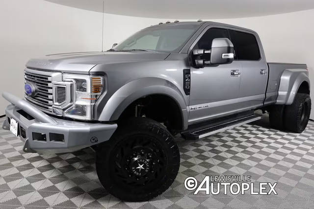 2021 Ford F-450 Super Duty LARIAT 4WD photo