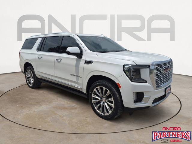 2021 GMC Yukon XL Denali 4WD photo