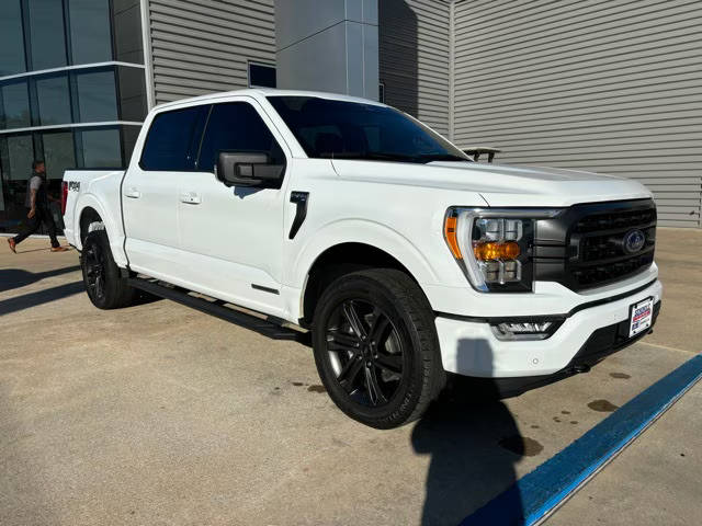 2021 Ford F-150 XLT 4WD photo