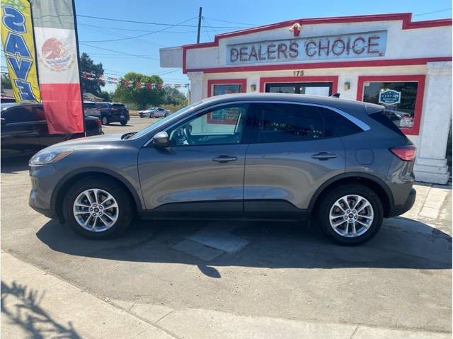2021 Ford Escape SE FWD photo