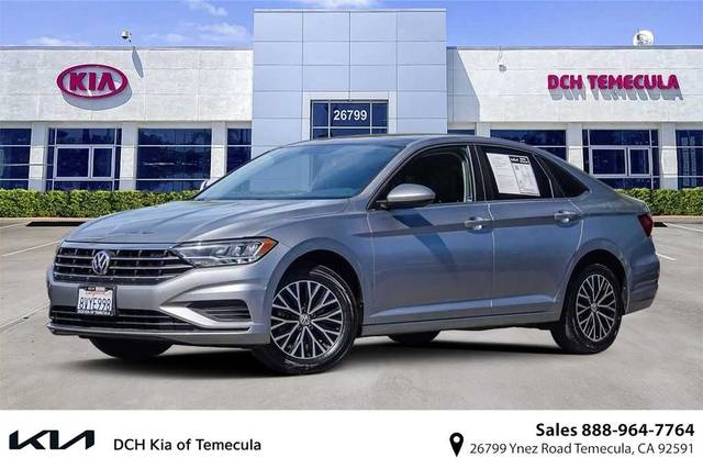 2021 Volkswagen Jetta SE FWD photo