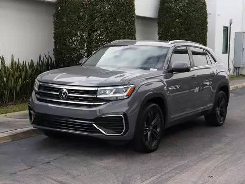 2021 Volkswagen Atlas Cross Sport 3.6L V6 SE w/Technology R-Line FWD photo