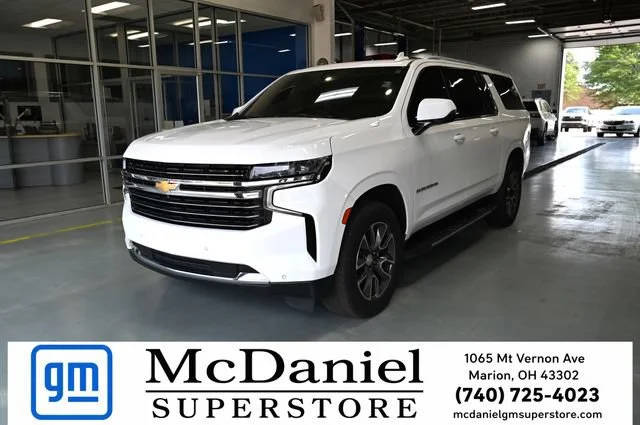 2021 Chevrolet Suburban LT 4WD photo