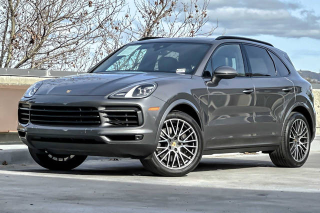 2021 Porsche Cayenne  AWD photo