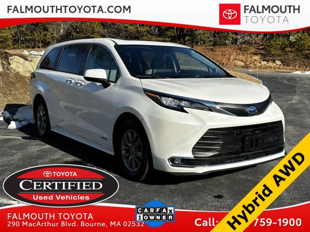 2021 Toyota Sienna XLE AWD photo