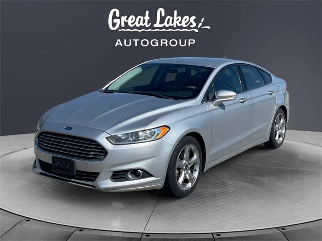 2015 Ford Fusion SE FWD photo