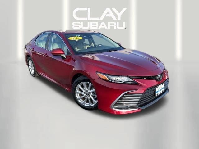2021 Toyota Camry LE FWD photo