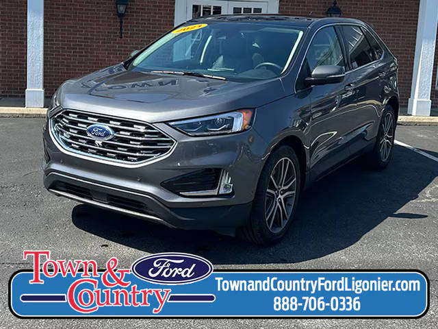 2021 Ford Edge Titanium AWD photo