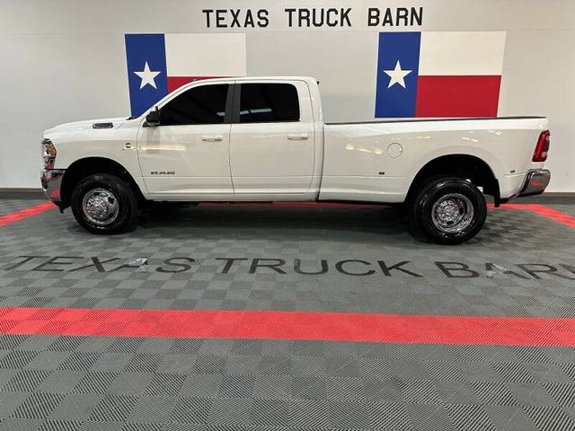 2021 Ram 3500 Big Horn 4WD photo