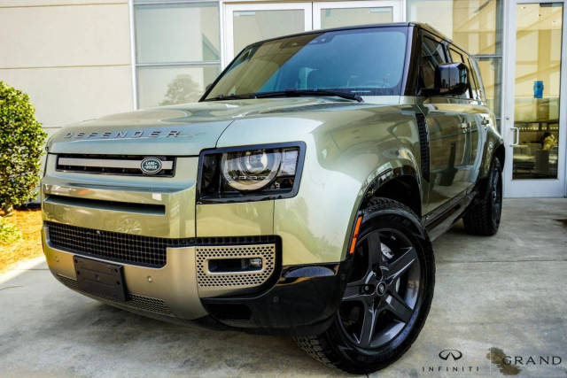 2021 Land Rover Defender 110 X-Dynamic HSE AWD photo