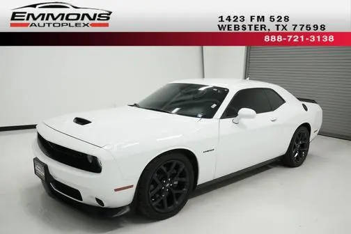 2021 Dodge Challenger R/T RWD photo