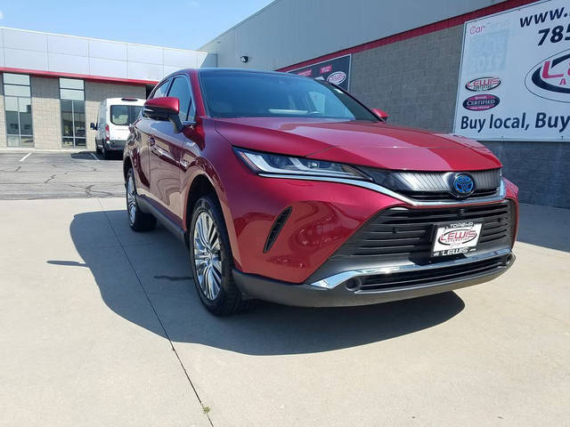 2021 Toyota Venza Limited AWD photo