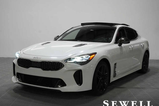 2022 Kia Stinger GT1 RWD photo