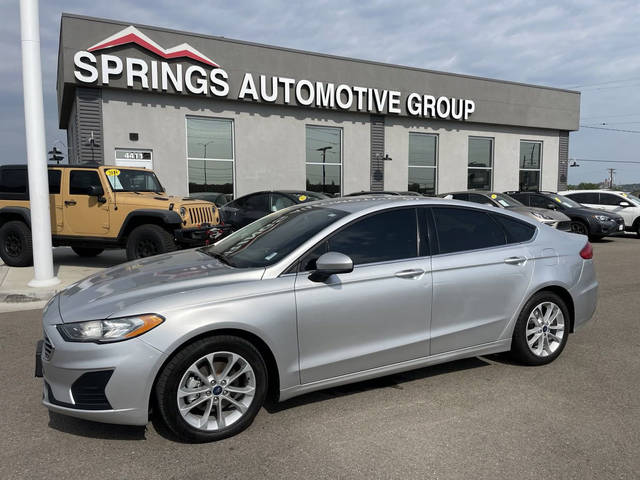 2019 Ford Fusion SE FWD photo