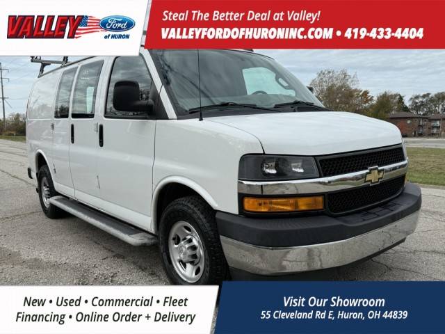 2019 Chevrolet Express Cargo  RWD photo