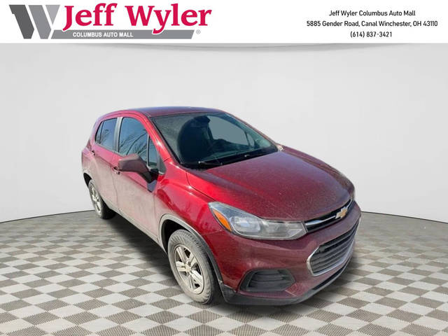 2021 Chevrolet Trax LS AWD photo