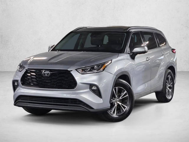 2021 Toyota Highlander XLE FWD photo