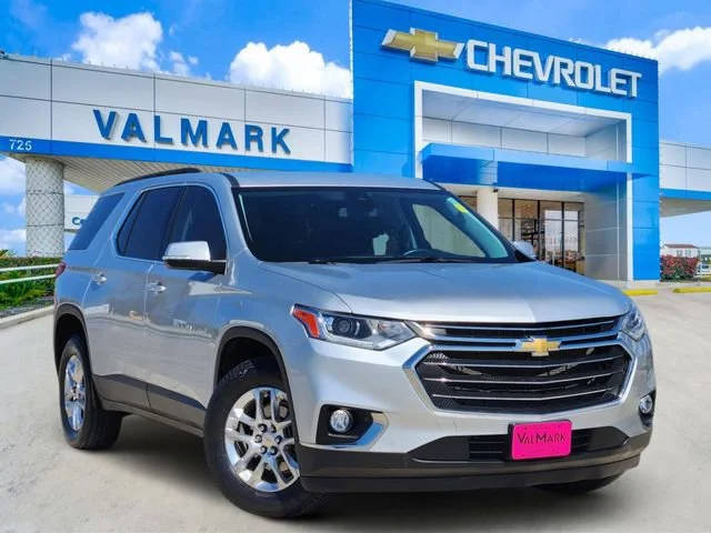 2021 Chevrolet Traverse LT Cloth FWD photo