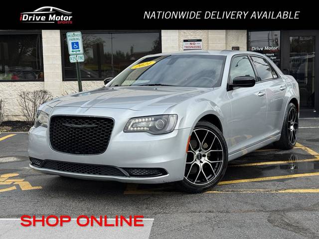 2021 Chrysler 300 Touring RWD photo