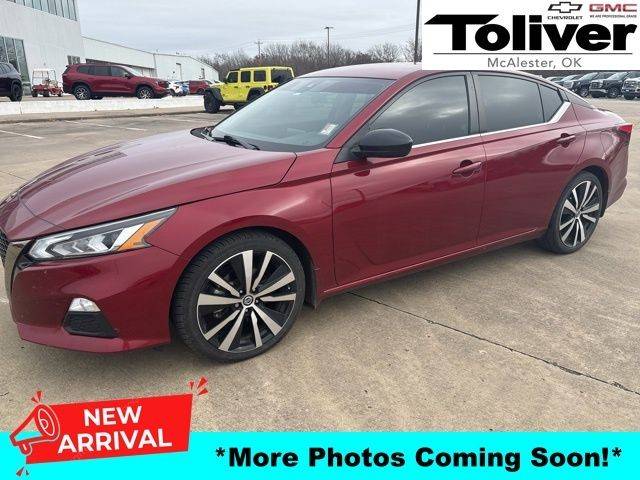 2021 Nissan Altima 2.5 SR FWD photo