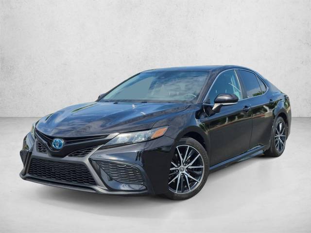 2021 Toyota Camry Hybrid SE FWD photo
