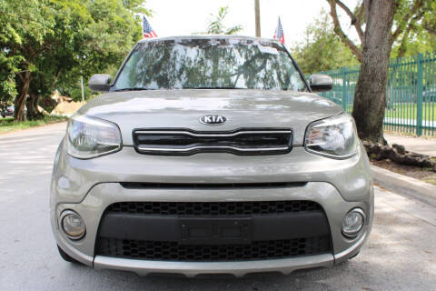 2019 Kia Soul + FWD photo