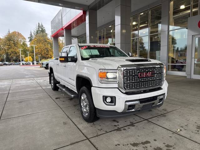 2018 GMC Sierra 3500HD Denali 4WD photo