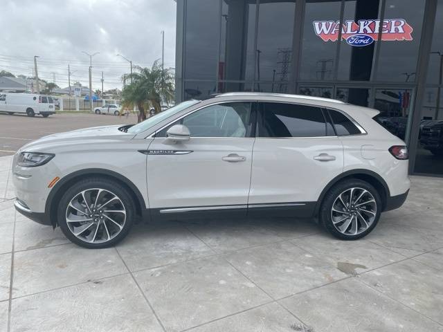 2021 Lincoln Nautilus Reserve AWD photo