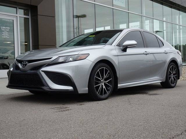 2021 Toyota Camry SE FWD photo