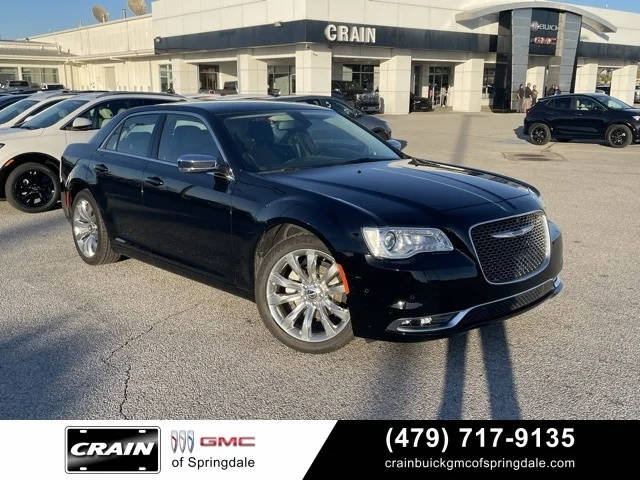 2021 Chrysler 300 Touring L RWD photo