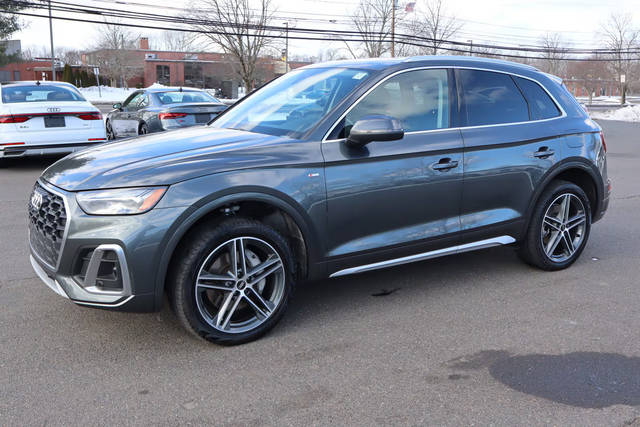 2021 Audi Q5 Premium Plus AWD photo