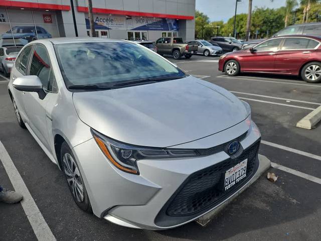 2021 Toyota Corolla Hybrid LE FWD photo