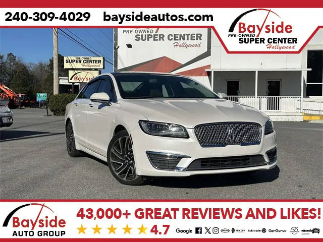 2020 Lincoln MKZ Reserve FWD photo