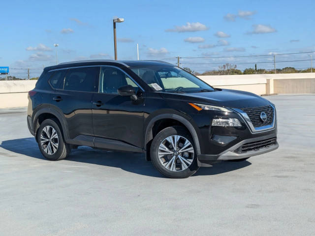 2021 Nissan Rogue SV FWD photo