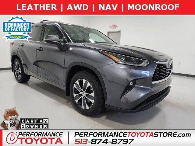 2021 Toyota Highlander XLE AWD photo