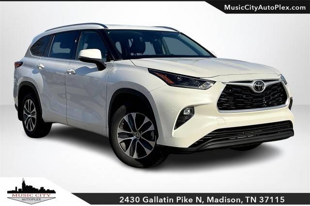 2021 Toyota Highlander XLE AWD photo