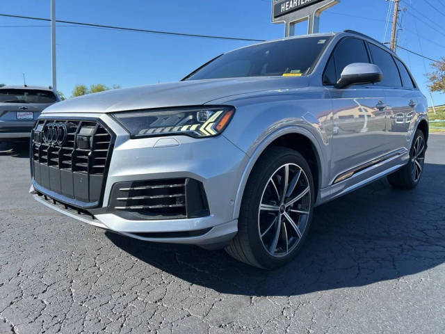 2021 Audi Q7 Prestige AWD photo