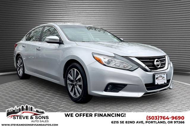 2017 Nissan Altima 2.5 SV FWD photo