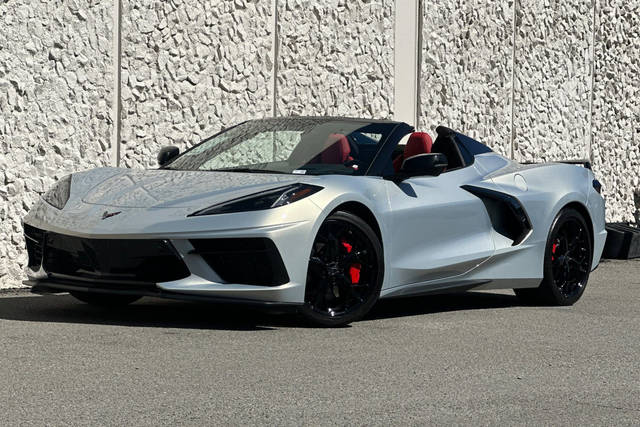 2021 Chevrolet Corvette 2LT RWD photo