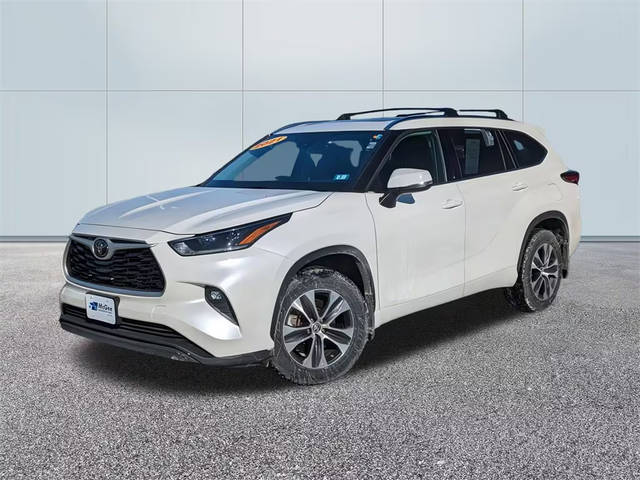 2021 Toyota Highlander XLE AWD photo