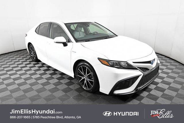 2021 Toyota Camry Hybrid SE FWD photo