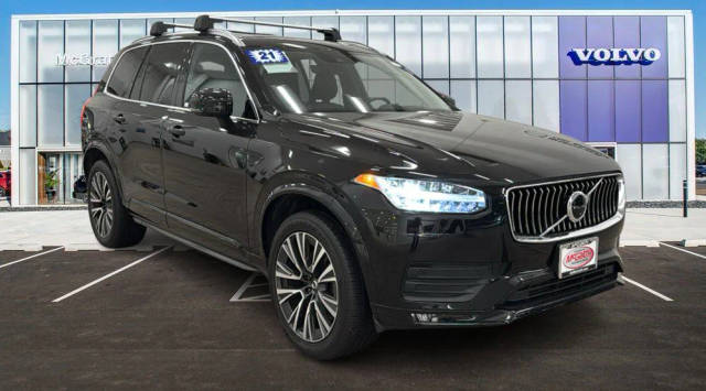 2021 Volvo XC90 Momentum AWD photo