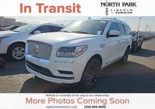 2021 Lincoln Navigator Reserve 4WD photo