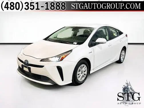 2021 Toyota Prius L Eco FWD photo