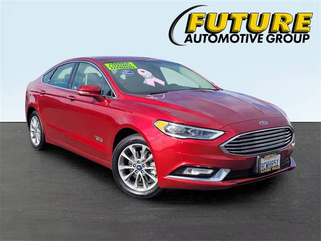 2018 Ford Fusion Energi Titanium FWD photo